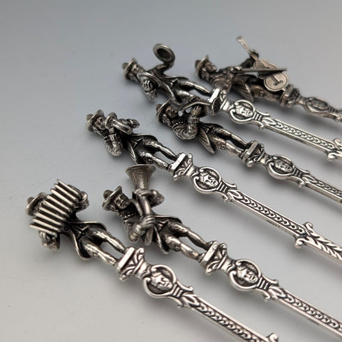 オランダヴィンテージ 音楽隊彫刻 835シルバー製 スプーン12本 計181g ケース入