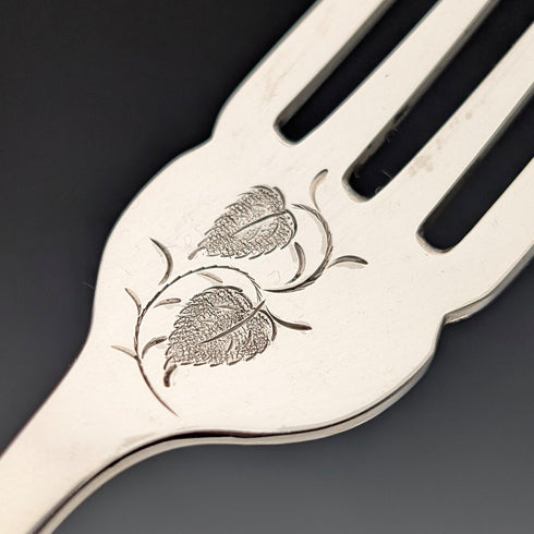 英国アンティーク 白蝶貝ハンドル ティーカトラリー 4ペア John Harrison