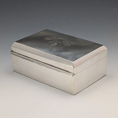1913 British Antique Sterling Silver Cigarette Box with Wooden Interior, Walker & Hall