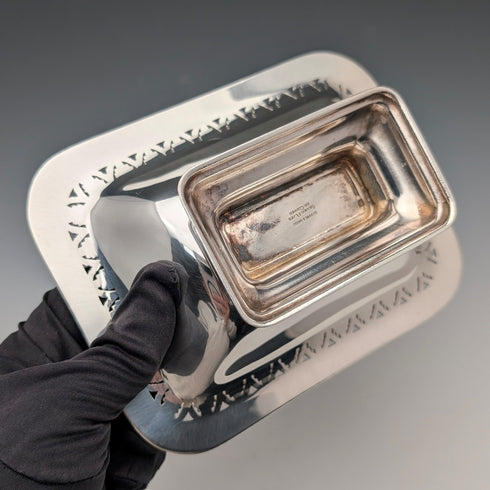 英国ヴィンテージ シルバープレート製 脚付き角形ディッシュ Mappin&Webb