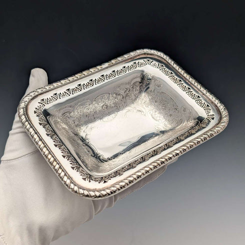 Mappin & Webb 出品的復古英國鍍銀方形帶柄碟