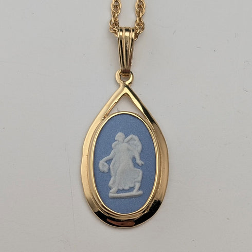British Wedgwood Jasperware Pendant with Gold P Base and Necklace Chain