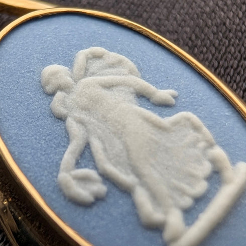 British Wedgwood Jasperware Pendant with Gold P Base and Necklace Chain