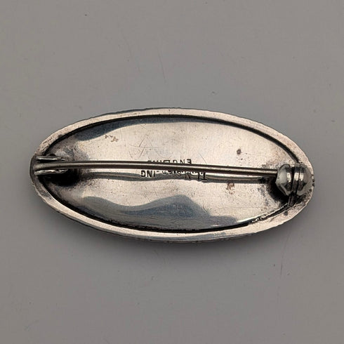 英国アンティーク 蝶の羽による南国風景 純銀台座ブローチ T.L.M