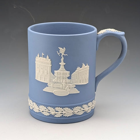 1971 British Wedgwood Jasperware Christmas Mug①