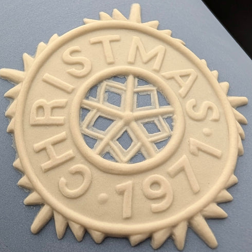 1971 British Wedgwood Jasperware Christmas Mug①