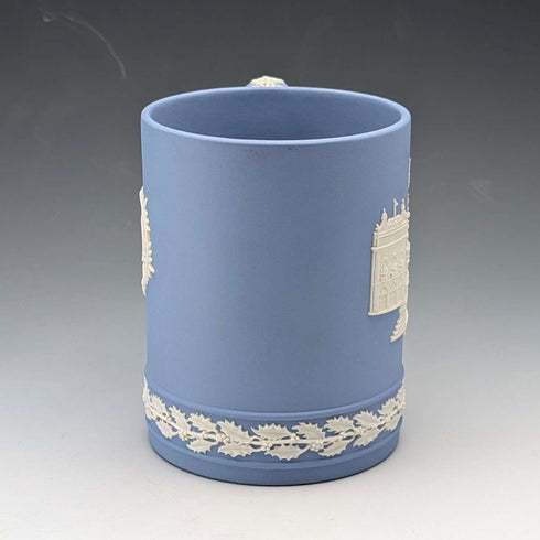1971 British Wedgwood Jasperware Christmas Mug①