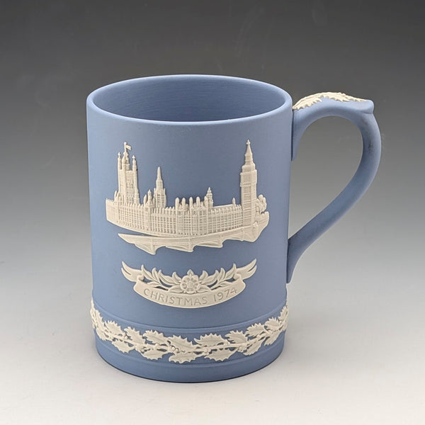 1974年 英国ウェッジウッド ジャスパーウェア製 クリスマスマグカップ