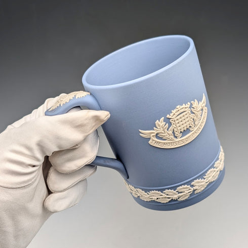 1974年 英国ウェッジウッド ジャスパーウェア製 クリスマスマグカップ