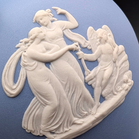 一對英國老式韋奇伍德碧玉器甕