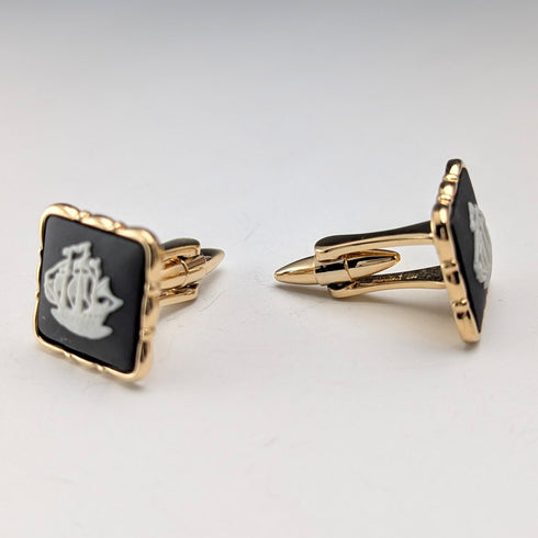 British Wedgwood cufflinks and tie clip with black jasper sailing ship square cameo and gold-colored base case