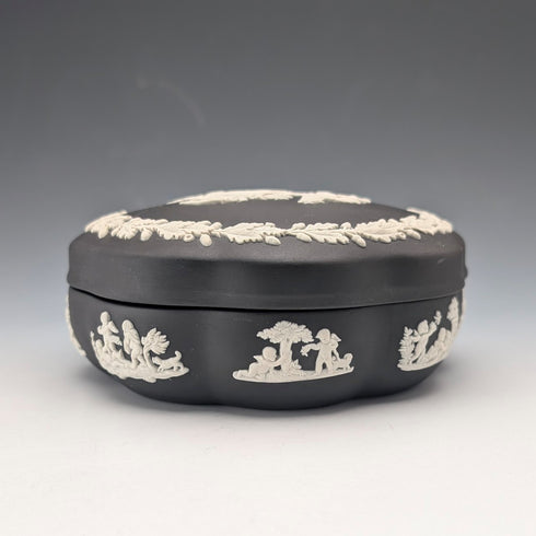 1976 British Wedgwood Black Jasper Trinket Box with Lid, Boxed