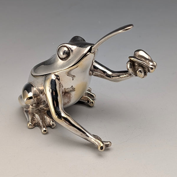 British Vintage Frog Design Sterling Silver Salt Cellar, 131g Total Weight, CCP, Excellent Condition