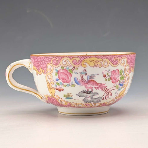 1920年代英國明頓茶杯碟,粉紅色雞蛇圖案,為邁耶商場量身訂製