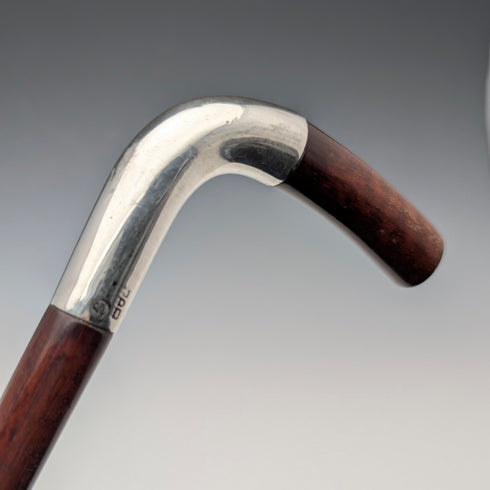 約1900年英國古董棕色手柄L形手柄純銀裝飾手杖,92厘米,朱利葉斯·克林克哈特設計