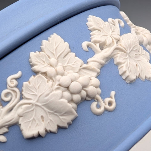 復古英國 Wedgwood Jasperware 淡藍色圓形糖果盒