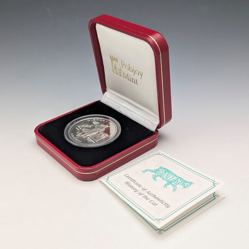 英國曼島銀克朗硬幣“貓的歷史:芭絲特”,由PobjoyMint發行,附帶包裝盒和說明書