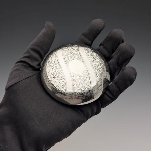 1912年英國古董純銀鵝卵石形鼻煙盒,重78克,沃克和霍爾