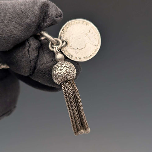1897年頃 英国アンティーク 純銀製アルバーティナ 25g 純銀タッセルフォブ