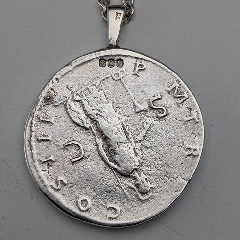 British Vintage Sterling Silver Ancient Roman Coin Replica Pendant with Sterling Silver Necklace, 28g Total
