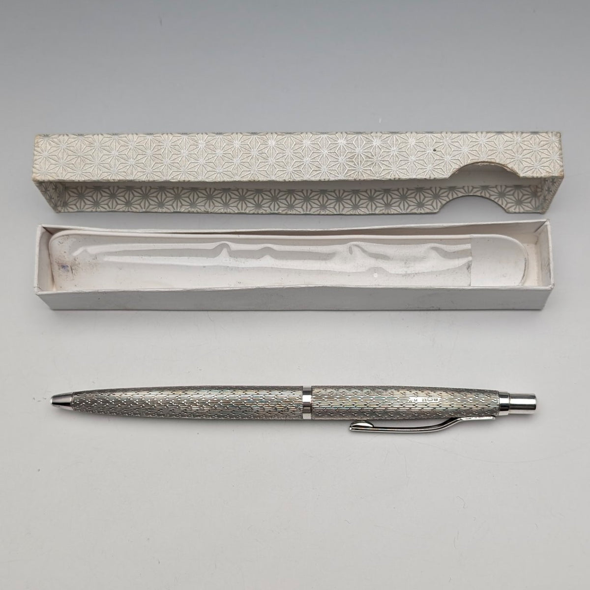 1977年 英国ヴィンテージ 純銀製 ボールペン William Manton 紙箱入り