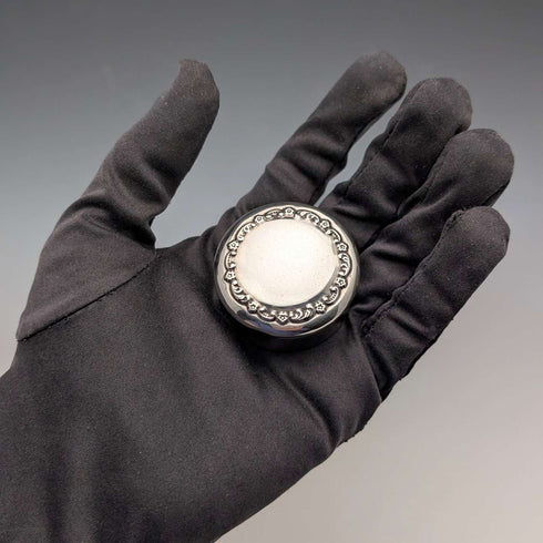1914年 英国アンティーク 純銀製 ピルボックス 21g Mappin&Webb