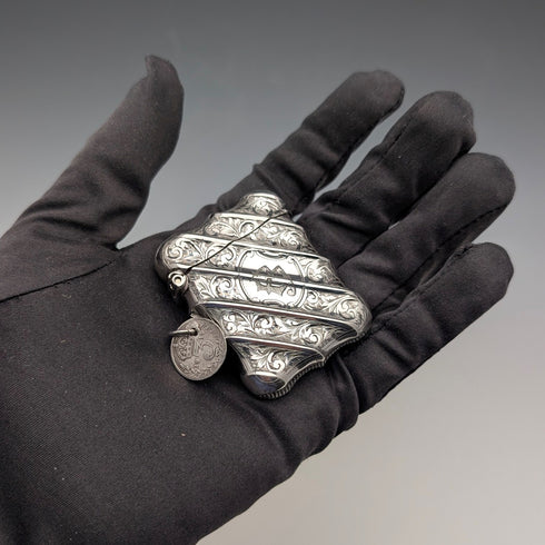 1895年 英国アンティーク 純銀製 ヴェスタケース 36g 1919コイン付 Thomas Hayes