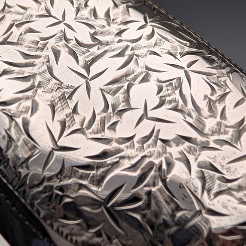 1904年英國古董純銀眼鏡盒,重61克,查爾斯萊斯特父子公司出品