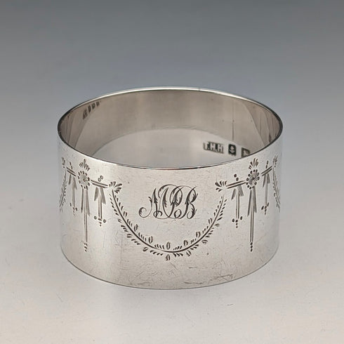 1914 British Antique Sterling Silver Napkin Rings, 30g, TH Hazlewood, in Case