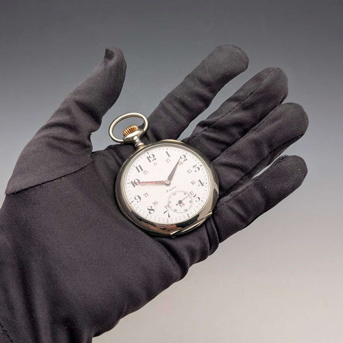 1910s Antique Swiss Unsigned 8-Day Pocket Watch with Alloy Case, in Good Working Condition