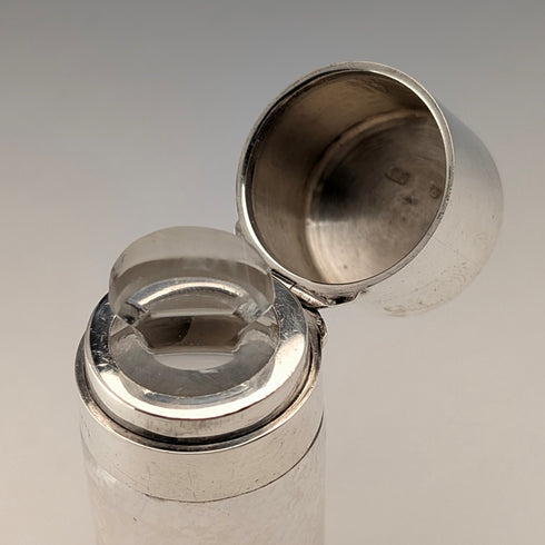 1879年 英国アンティーク 純銀製ペガサス紋章蓋 ガラス香水瓶 Thomas Johnson I/II