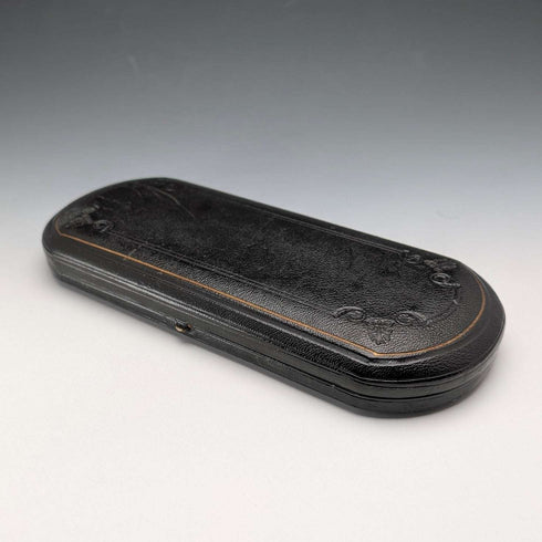英國古董純銀餐具套裝,約 1866 年,總重 110 克,附盒,Martin, Hall & Co.