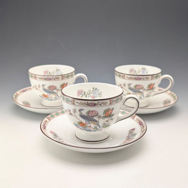 British Vintage Wedgwood "Kutani Crane" Cup & Saucer, Set of 3 (2)