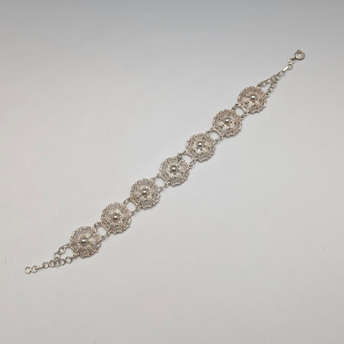 Vintage Sterling Silver Filigree Heart and Flower Design Bracelet