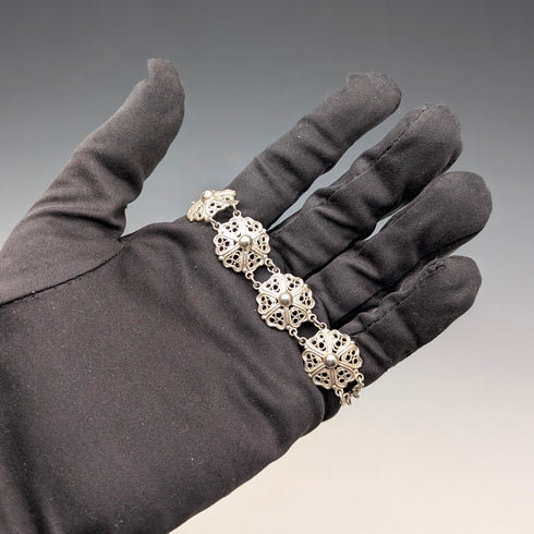 Vintage Sterling Silver Filigree Heart and Flower Design Bracelet