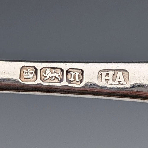 1905年 英国アンティーク 純銀製 クリスニングスプーン 37g Atkin Brothers ケース入