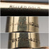 Lápiz mecánico vintage británico Yard-O-Led, modelo de cuerpo cilíndrico, fabricado en oro laminado, con mecanismo de propulsión.