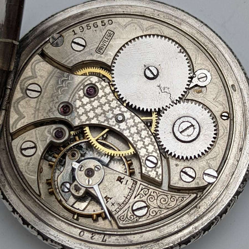 Reloj de bolsillo antiguo suizo PRIVILEGE, grabado con motivo de bolos, caja de plata, en buen estado de funcionamiento