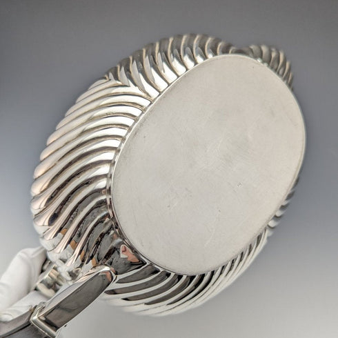 1906年 英国アンティーク 純銀(925シルバー) ティーポット 394g Barker Brothers