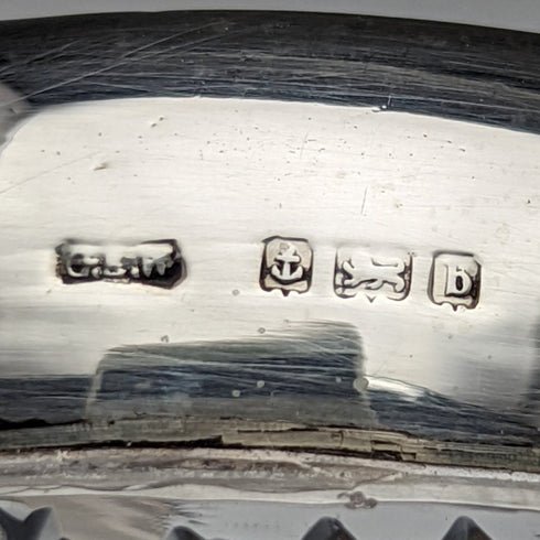 1901 年英國古董純銀裝飾切割玻璃花瓶 598 克 GE Walton & Co