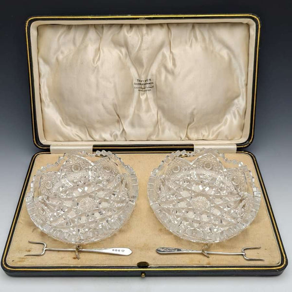 1925年 英国古董切割玻璃碗一对 纯银叉套装 带盒 Adie Brothers