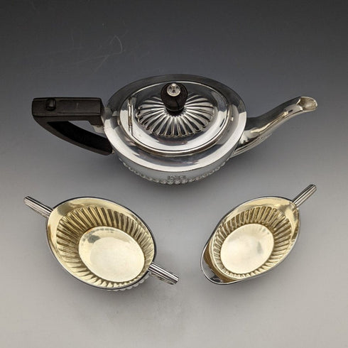 19世紀後半 英国アンティーク シルバープレート バチェラーティーポット3点セット Roberts&Belk ケース入り