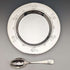 Plato y cuchara de plata esterlina, vintage británico de alrededor de 1940, 17,5 cm de diámetro, 245 g en total, en estuche original de Finnigans.