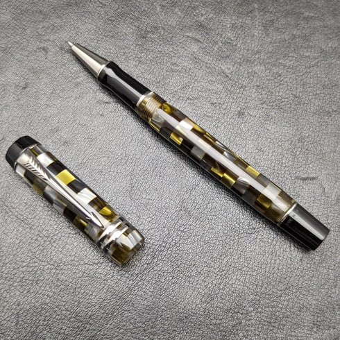 英國派克 Duofold 中性筆綠色方格盒裝