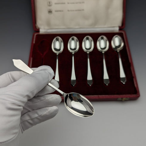 1959 British Vintage Sterling Silver Multi-Hallmark Teaspoon Set of 6 in Case