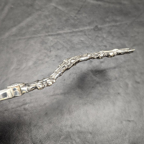 英国アンティーク シルバープレート製 グレープシザー 葡萄彫刻 102g