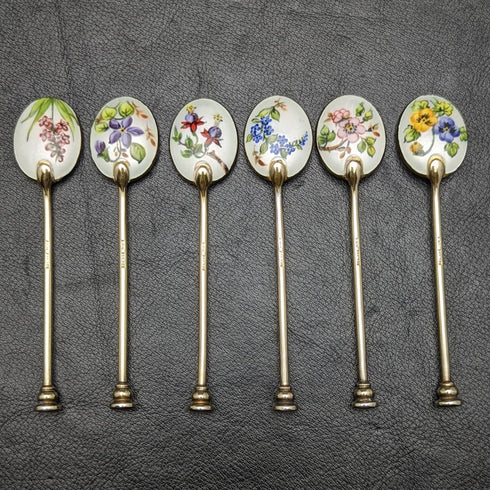 1963 British vintage sterling silver teaspoon set of 6 in enamel gold plated case