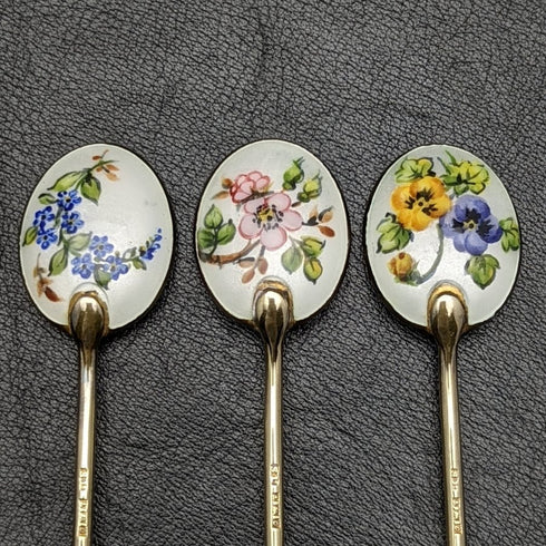 1963 British vintage sterling silver teaspoon set of 6 in enamel gold plated case