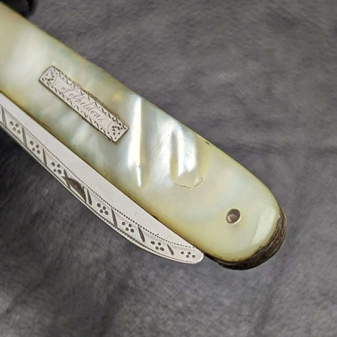 1816 British Antique White Pearl Shell Handle Pure Silver Blade Folding Pen Knife