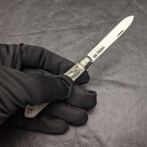 1902 British Antique White Pearl Carved Handle Pure Silver Blade Folding Pen Knife